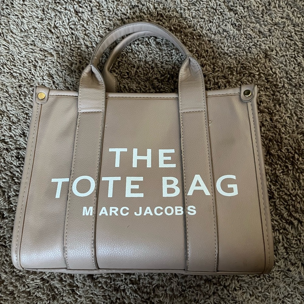 MJ The Tote Bag copy - lightly used
